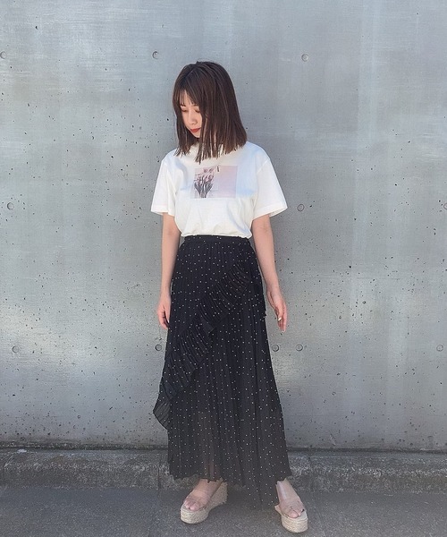 ADIRA（アディラ）の「ランダムプリーツスカート（スカート・レディース・ブラック/ベージュ・MEDIUM）」の8枚目の写真