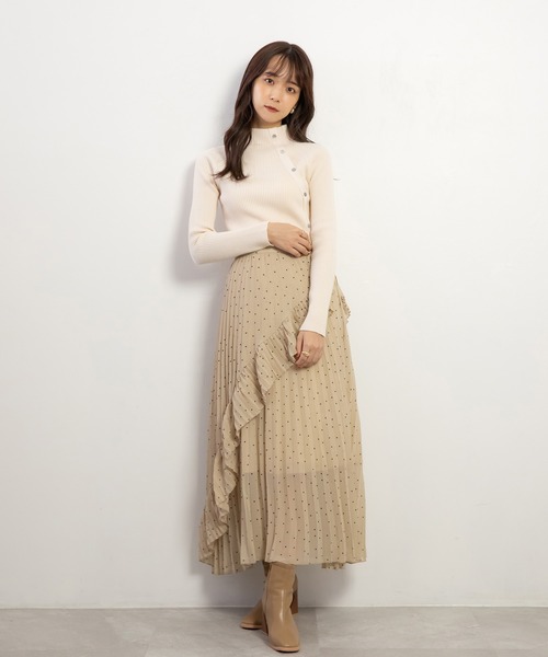 ADIRA（アディラ）の「ランダムプリーツスカート（スカート・レディース・ブラック/ベージュ・MEDIUM）」の18枚目の写真