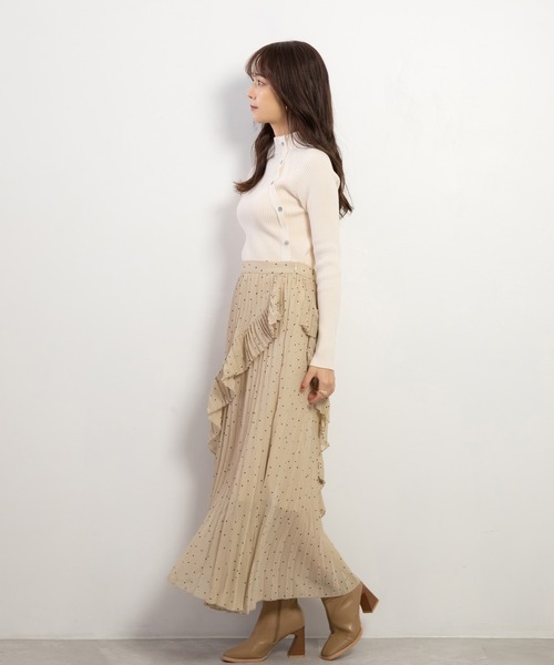 ADIRA（アディラ）の「ランダムプリーツスカート（スカート・レディース・ブラック/ベージュ・MEDIUM）」の20枚目の写真