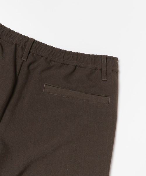 SENSE OF PLACE by URBAN RESEARCH（センスオブプレイスバイアーバンリサーチ）の「『セットアップ対応』ダブルタックテーパードスラックスB（スラックス・メンズ・チャコールグレー/ブラウン/ベージュ・LARGE/MEDIUM）」の10枚目の写真