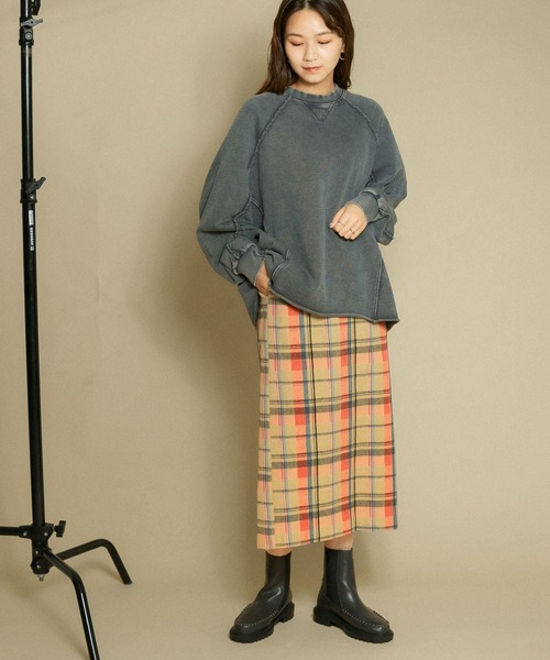 KBF（ケイビーエフ）の「ULTRA THERMOリメイクスウェット（スウェット・レディース・ベージュ系その他/ピンク/チャコールグレー・ONE）」の14枚目の写真