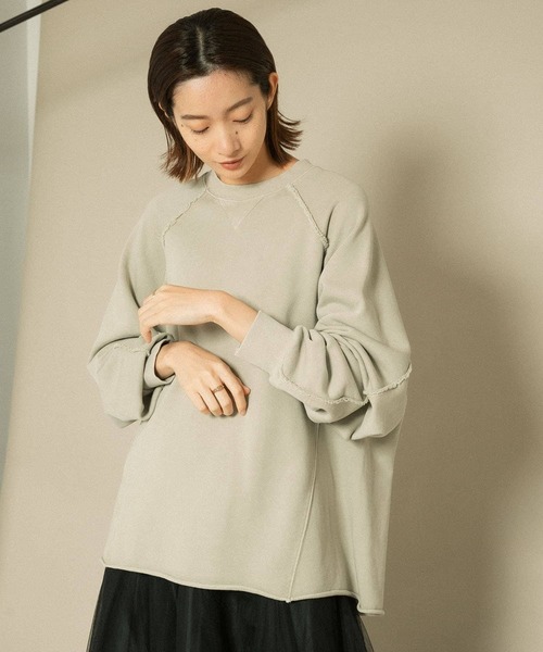 KBF（ケイビーエフ）の「ULTRA THERMOリメイクスウェット（スウェット・レディース・ベージュ系その他/ピンク/チャコールグレー・ONE）」の4枚目の写真