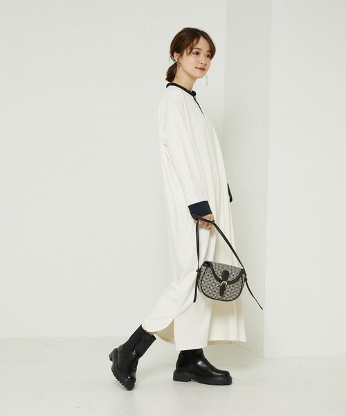 FREAK'S STORE（フリークスストア）の「TOWN CRAFT × FREAK'S STORE/タウンクラフト　別注 クレリックワンピース（ワンピース・レディース・ネイビー/オフホワイト/その他13/ブラック/ブルーグリーン/ナチュラル/グリーン/チャコールグレー・ﾌﾘ-）」の17枚目の写真