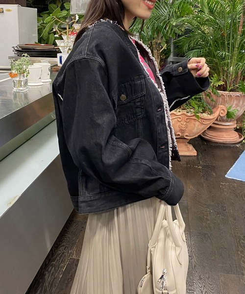 AS KNOW AS PINKY(アズノゥアズピンキー)の「袖ポワ可憐なデニムジャケット(デニムジャケット・レディース・ブラック/ブルー・FREE)」の3枚目の写真