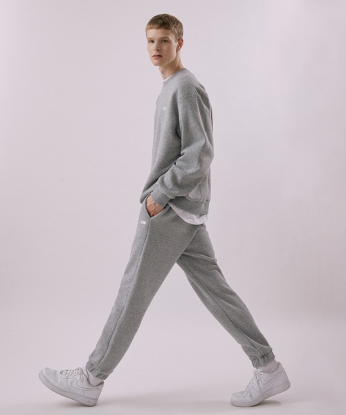 ☆FCMM☆ CLUB ESSENTIAL SWEATSHIRT 男女兼用 大人気 FCMM（エフシーエムエム）の「CLUB ESSENTIAL SWEATSHIRT/クラブ