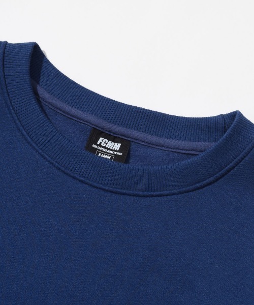 FCMM（エフシーエムエム）の「CLUB ESSENTIAL SWEATSHIRT/クラブエッセンシャルスウェットシャツ（スウェット・メンズ・ホワイト/レッド/グレー/ブルー/ダークグリーン/ブラック/オレンジ/ライラック/アイボリー/ライトグリーン/ブルーグレー/ワインレッド・MEDIUM/LARGE/X-LARGE/SMALL）」の17枚目の写真