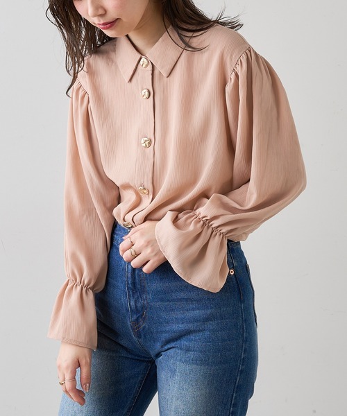 natural couture(ナチュラルクチュール)の「変わり釦キャンディスリーブシャツブラウス(シャツ/ブラウス・レディース・オフホワイト/ブラウン/ピンク・FREE)」の1枚目の写真