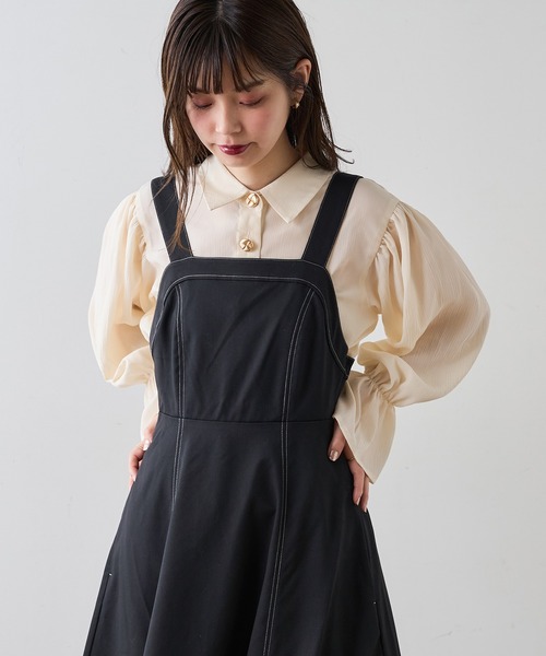 natural couture(ナチュラルクチュール)の「変わり釦キャンディスリーブシャツブラウス(シャツ/ブラウス・レディース・オフホワイト/ブラウン/ピンク・FREE)」の4枚目の写真