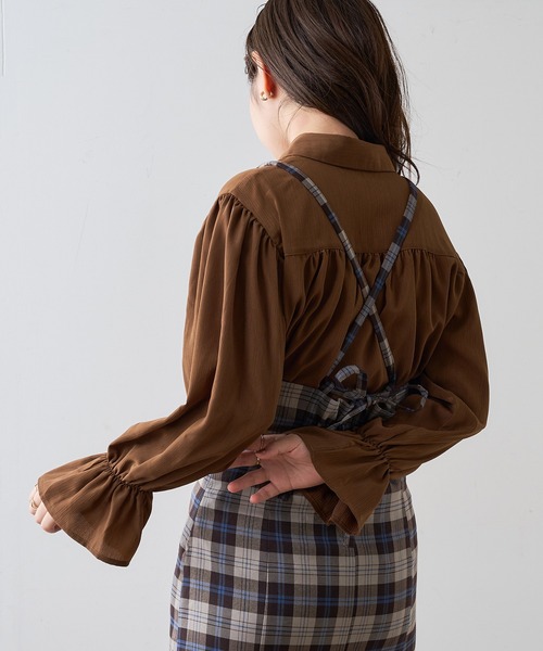 natural couture(ナチュラルクチュール)の「変わり釦キャンディスリーブシャツブラウス(シャツ/ブラウス・レディース・オフホワイト/ブラウン/ピンク・FREE)」の20枚目の写真