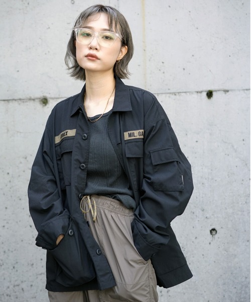 AVIREX（アヴィレックス）の「MILITARY GARMENTS BAGGY FIT B.D.U. JACKET/ ミリタリーガーメンツ バギーフィットB.D.Uジャケット（ミリタリージャケット・レディース・ブラック/ベージュ/オリーブ・1/2/3）」の15枚目の写真