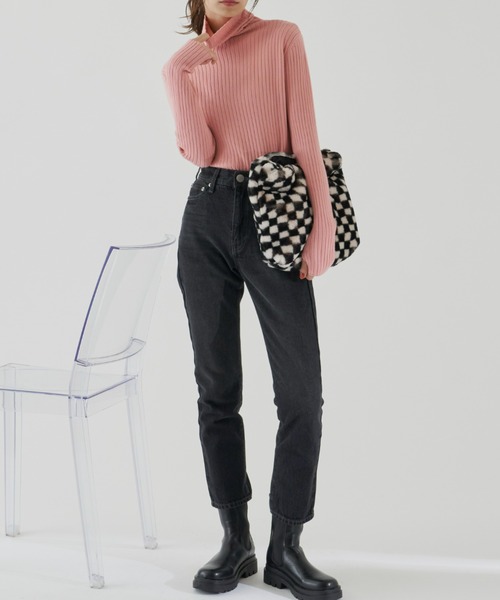 Auntie Rosa Holiday(アンティローザホリデー)の「カラーリブニットタートル(ニット/セーター・レディース・グレー/ピンク/ライトグリーン/ブルー/グリーン/オレンジ/ブラック・FREE)」の19枚目の写真