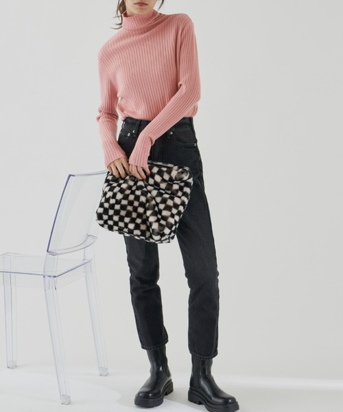 Auntie Rosa Holiday(アンティローザホリデー)の「カラーリブニットタートル(ニット/セーター・レディース・グレー/ピンク/ライトグリーン/ブルー/グリーン/オレンジ/ブラック・FREE)」の21枚目の写真