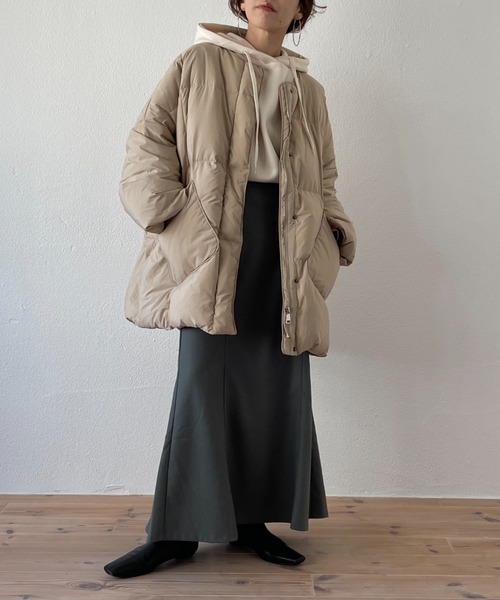 wee9s（ウィークス）の「volume sleeve over size bonding ponte hoodie / お尻すっぽりボリュームスリーブオーバーサイズボンディングフーディーパーカー（パーカー・レディース・ブラック/アイボリー/グリーン・FREE）」の9枚目の写真
