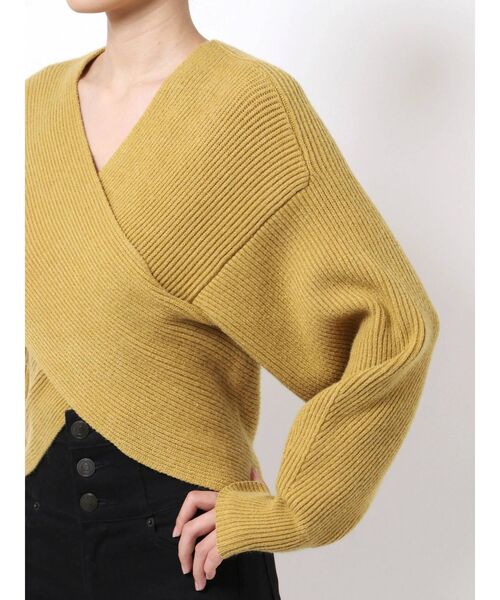 EMODA（エモダ）の「ワイドクロスニット（ニット/セーター・レディース・ブラック/ベージュ/ピンク/マスタード・FREE）」の15枚目の写真