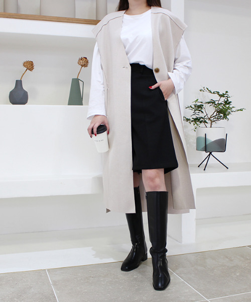 MODE ROBE（モードローブ）の「Vカットヘリンボーンロングベスト（ベスト・レディース・ブラウン/グレー/アイボリー・FREE）」の12枚目の写真