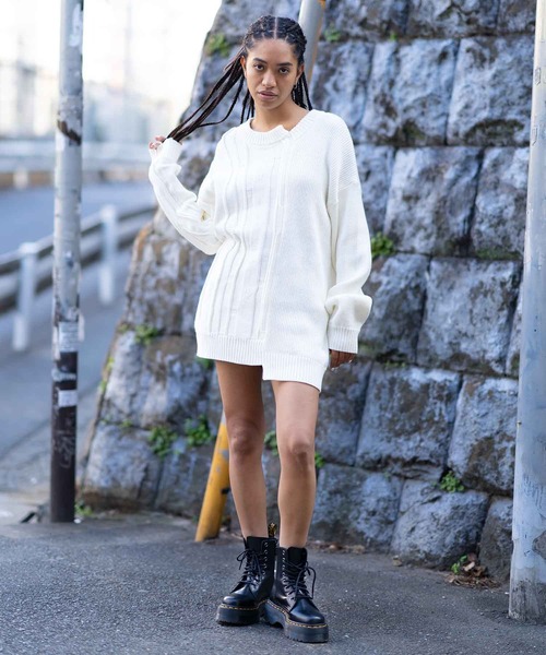 X-girl（エックスガール）の「CONTRAST KNIT TOP（ニット/セーター・レディース・ホワイト/ブラック・ONE SIZE）」の3枚目の写真