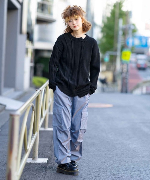 X-girl（エックスガール）の「CONTRAST KNIT TOP（ニット/セーター・レディース・ホワイト/ブラック・ONE SIZE）」の6枚目の写真