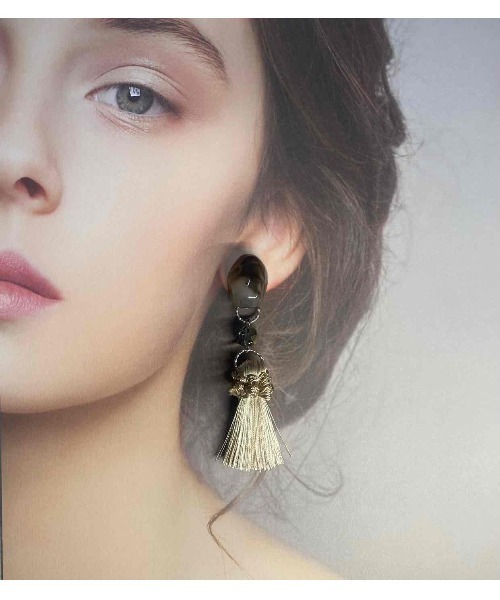 tone（トーン）の「【MOMOKINOKO】マーブルタッセル（pierce）(MA)（ピアス（両耳用）・レディース・ベージュ/ブラウン/ブラック/グレー/ゴールド・FREE）」の13枚目の写真