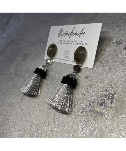 tone（トーン）の「【MOMOKINOKO】マーブルタッセル（pierce）(MA)（ピアス（両耳用）・レディース・ベージュ/ブラウン/ブラック/グレー/ゴールド・FREE）」の17枚目の写真