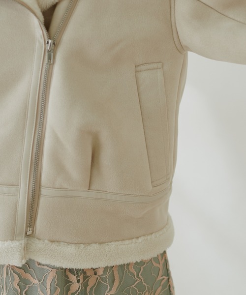 natural couture(ナチュラルクチュール)の「ムートンライダースジャケット(ライダースジャケット・レディース・オフホワイト/ベージュ・FREE)」の18枚目の写真