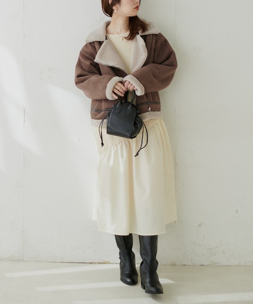 natural couture(ナチュラルクチュール)の「ムートンライダースジャケット(ライダースジャケット・レディース・オフホワイト/ベージュ・FREE)」の10枚目の写真