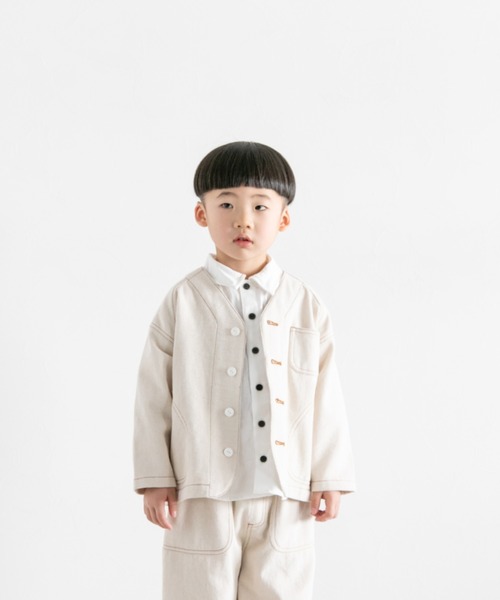 LOWRYS FARM（ローリーズファーム）の「コットンステッチカバーオール　263108（ノーカラージャケット・キッズ・ブラック/ブルー/アイボリー/レッド・110cm/120cm/130cm/140cm/150cm）」の2枚目の写真