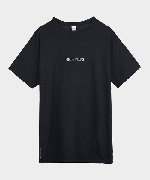 DELUXE(デラックス)の「NINE 1/2 TEE(Tシャツ/カットソー・メンズ・ホワイト/ブラック/レッド・M/L/XL)」の3枚目の写真
