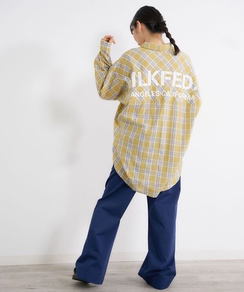 MILKFED.(ミルクフェド)の「BACK LOGO PLAID SHIRT(シャツ/ブラウス・レディース・ホワイト/イエロー/ライトパープル・ONE SIZE)」の4枚目の写真