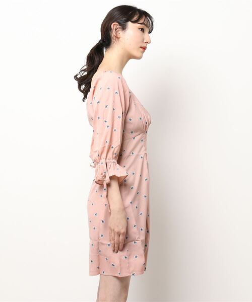 lissi Boutique(リージーブティック)の「【lissi Boutique】リボン付き花柄プリントワンピース(ワンピース・レディース・ピンク・FREE)」の7枚目の写真