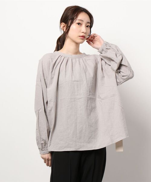 Samansa Mos2（サマンサ モスモス）の「前後着ボタン配色ブラウス（シャツ/ブラウス・レディース・ブラック/グレー/オフホワイト/ピンク・ﾌﾘ-）」の7枚目の写真