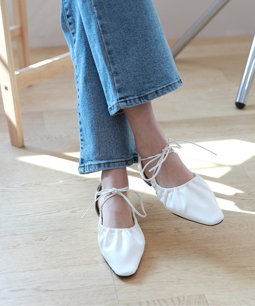 by muni:r（バイ ムニール）の「ラブリーリボンプリーツフラットシューズ（バレエシューズ・レディース・ホワイト/ブラック/ピンク/イエロー・23.0cm/24.0cm/25.0cm）」の15枚目の写真