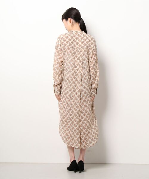 NICOLE white（ニコルホワイト）の「花柄シフォン スタンドワンピース（ワンピース・レディース・ブラック/グレー/オフホワイト・FREE）」の5枚目の写真