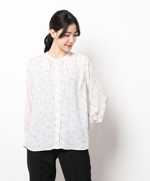 Te chichi（テチチ）の「前後2wayフラワーラインアートブラウス（シャツ/ブラウス・レディース・ネイビー/オフホワイト/ブルー・ﾌﾘ-）」の7枚目の写真
