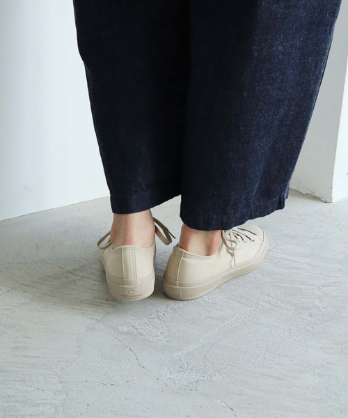 note et silence (ノートエシロンス)の「▲moon star LOW BASKET(スニーカー・レディース・チャコールグレー/ベージュ・23.0cm/24.0cm)」の16枚目の写真