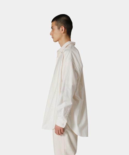 UNDECORATED（アンデコレイテッド）の「UNDECORATED アンデコレイテッド / Moleskin Cotton Shirt モールスキン コットンネルシャツ オーバーサイズ / UDF22202（シャツ/ブラウス・メンズ・キナリ/ブラウン・3/2/1）」の4枚目の写真