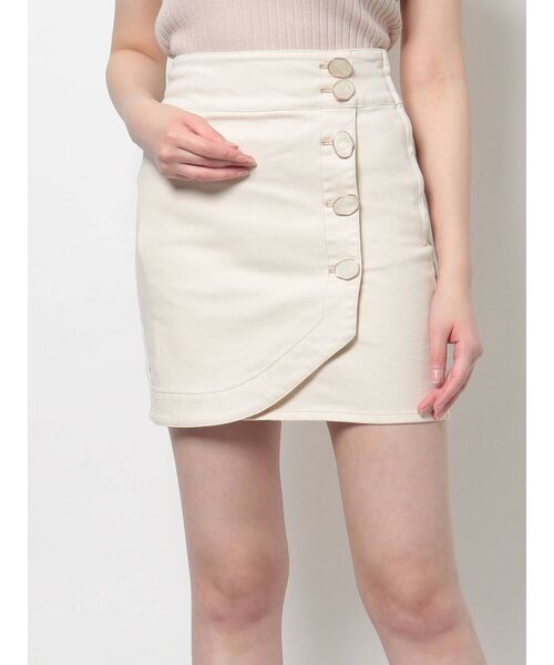 RESEXXY（リゼクシー）の「配色ステッチハイウエストミニスカート（スカート・レディース・ベージュ/アイボリー/ブラック・FREE）」の6枚目の写真