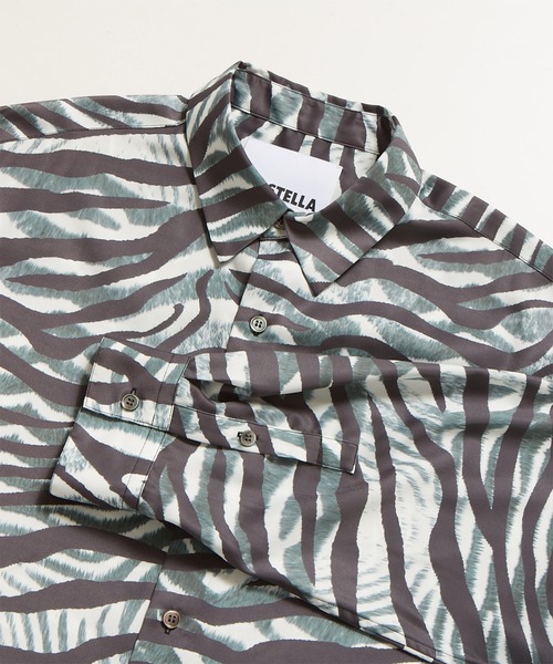 UN STELLA(アンステラ)の「【UNSTELLA】ALL GRAPHIC PRINTED SHIRT / ビッグシルエット グラフィックプリントシャツ(シャツ/ブラウス・メンズ・ブラック系/ネイビー系/ネイビー系1/レッド系/ホワイト系・MEDIUM/LARGE)」の22枚目の写真