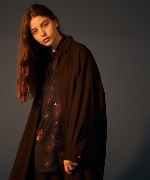 UN STELLA(アンステラ)の「【UNSTELLA】ALL GRAPHIC PRINTED SHIRT / ビッグシルエット グラフィックプリントシャツ(シャツ/ブラウス・メンズ・ブラック系/ネイビー系/ネイビー系1/レッド系/ホワイト系・MEDIUM/LARGE)」の11枚目の写真