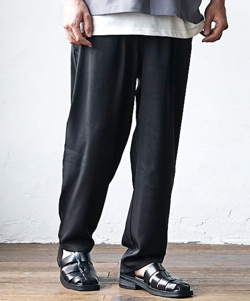 MinoriTY(マイノリティ)の「【MinoriTY】3点セット梨地素材セットアップ コーデセット 半袖シャツ+タンクトップ+ワイドパンツ メンズ 夏服 秋服 無地 オーバーサイズ ルーズシルエット(セットアップ・メンズ・ブラック/カーキ/ブルー/ベージュ系その他/グリーン系その他/ブルー系その他/グレイッシュベージュ/グレー系その他/ブルー系その他2/ブラウン系その他/ライトブルー/グレー/ダークブラック/ライトブラウン・M/L/S)」の21枚目の写真