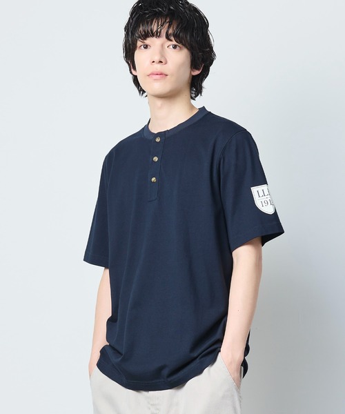 L.L.Bean(エルエルビーン)の「ケアフリー・アンシュリンカブル・ティ・ヘンリー・ウィズ・モチーフ、半袖 ジャパン・フィット(Tシャツ/カットソー・メンズ・ホワイト/グレー/ネイビー/ブラック/ブラック系/グレー系/ネイビー系/ホワイト系/ネイビー系1/グレー系1/ホワイト系1/ブラック系1/ネイビー系2/グレー系2/ブラック系2/ホワイト系2/ブラック系3/グレー系3/ネイビー系3/ホワイト系3・SMALL/LARGE/MEDIUM/XX-LARGE/X-LARGE)」の20枚目の写真