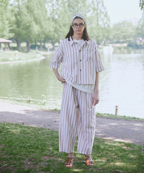 EDIT Gris（エディットグリ）の「ストライプサーカスパンツ        　　 セットアップ着用可能　　FUDGE掲載商品（その他パンツ・レディース・ブラック/ベージュ・FREE）」の3枚目の写真