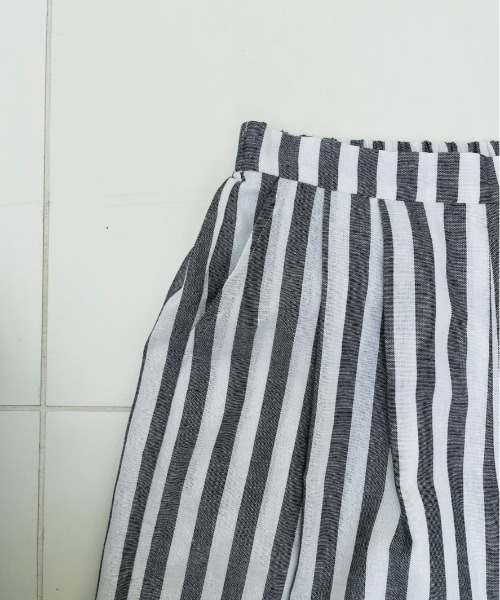 EDIT Gris（エディットグリ）の「ストライプサーカスパンツ        　　 セットアップ着用可能　　FUDGE掲載商品（その他パンツ・レディース・ブラック/ベージュ・FREE）」の12枚目の写真