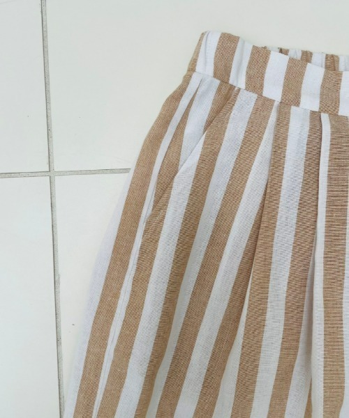 EDIT Gris（エディットグリ）の「ストライプサーカスパンツ        　　 セットアップ着用可能　　FUDGE掲載商品（その他パンツ・レディース・ブラック/ベージュ・FREE）」の20枚目の写真