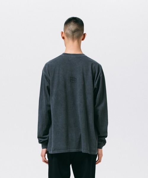 ROTTWEILER(ロットワイラー)の「PIGMENT BIG B.D LS TEE(Tシャツ/カットソー・メンズ・チャコールグレー/ベージュ・XL/L/S/M)」の9枚目の写真