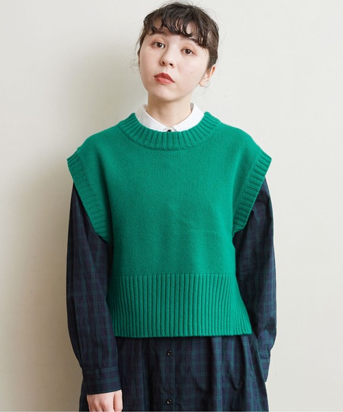 CHILD WOMAN(チャイルドウーマン)の「☆Extrafine merino wool 5GGショートベスト(ベスト・レディース・レッド/ブルー/イエロー/グリーン/アイボリー/オレンジ/ネイビー/パープル・FREE)」の2枚目の写真