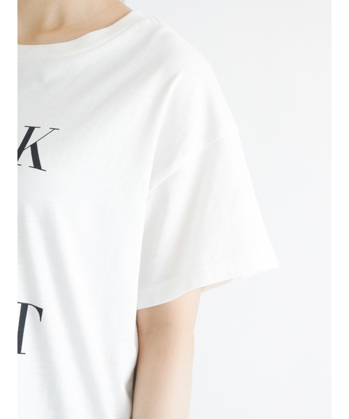 Samansa Mos2（サマンサ モスモス）の「【オーガニックコットン】ロゴプリントTシャツ（Tシャツ/カットソー・レディース・ブラック/オフホワイト/サックスブルー/イエロー・ﾌﾘ-）」の8枚目の写真