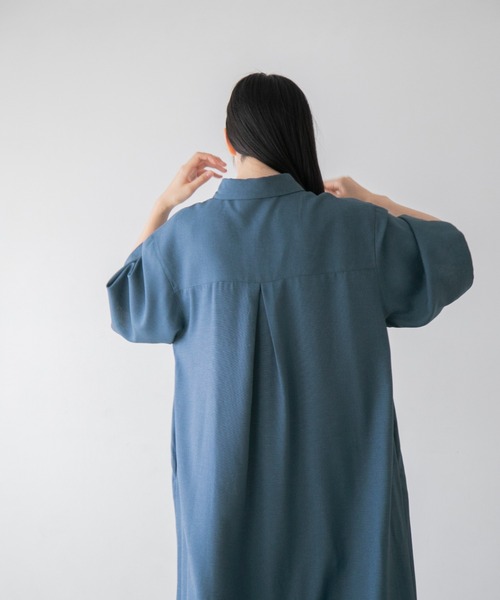 yuw(ユウ)の「リネンオックスシャツワンピース 352735(ワンピース・レディース・ブラック/ベージュ/ブルー・FREE)」の18枚目の写真