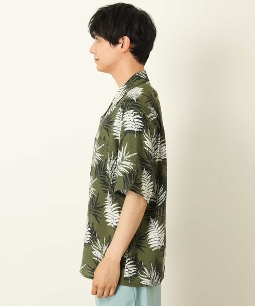 a.v.v（アーヴェヴェ）の「リーフ柄オープンカラーシャツ（シャツ/ブラウス・メンズ・ホワイト/カーキ・46/48/50）」の5枚目の写真