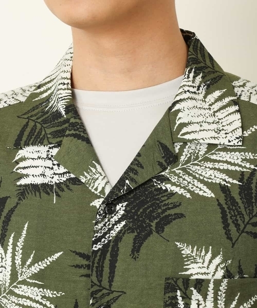 a.v.v（アーヴェヴェ）の「リーフ柄オープンカラーシャツ（シャツ/ブラウス・メンズ・ホワイト/カーキ・46/48/50）」の7枚目の写真