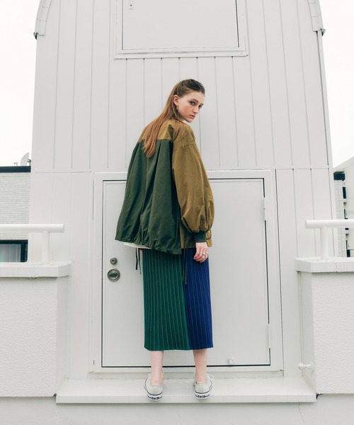 Editt by YECCA VECCA（エディットバイイェッカヴェッカ）の「パイピングデザインノーカラージャケット（ノーカラージャケット・レディース・ブラウン/カーキ・FREE）」の9枚目の写真